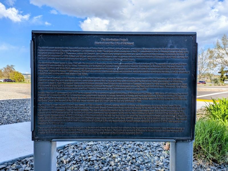 The Manhattan Project Marker, Side One. Click for full size. The Manhattan Project Marker, Side One image. Click for full size.