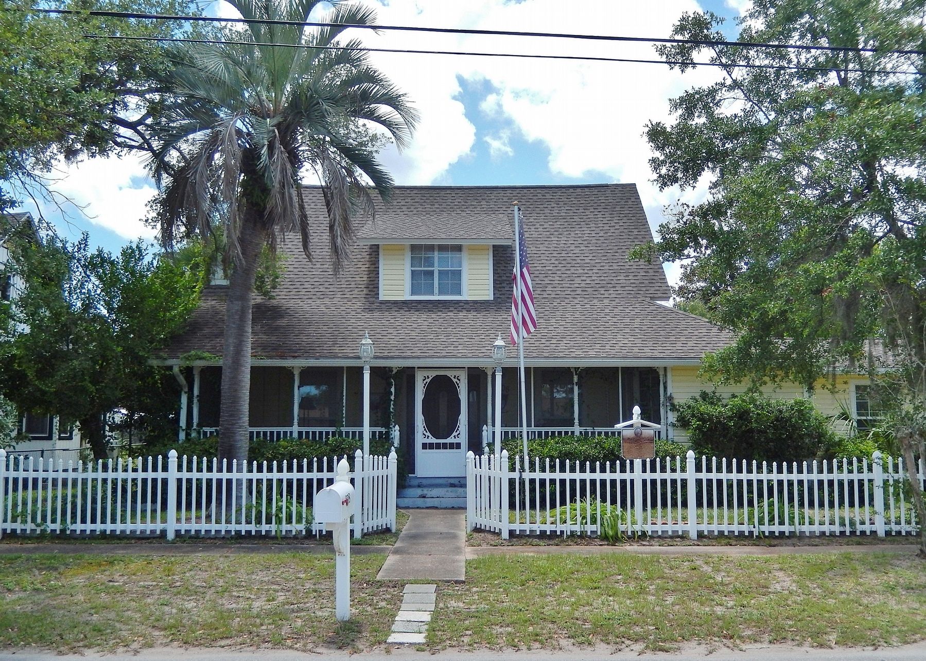 The Pontius House. Click for full size. The Pontius House image. Click for full size.