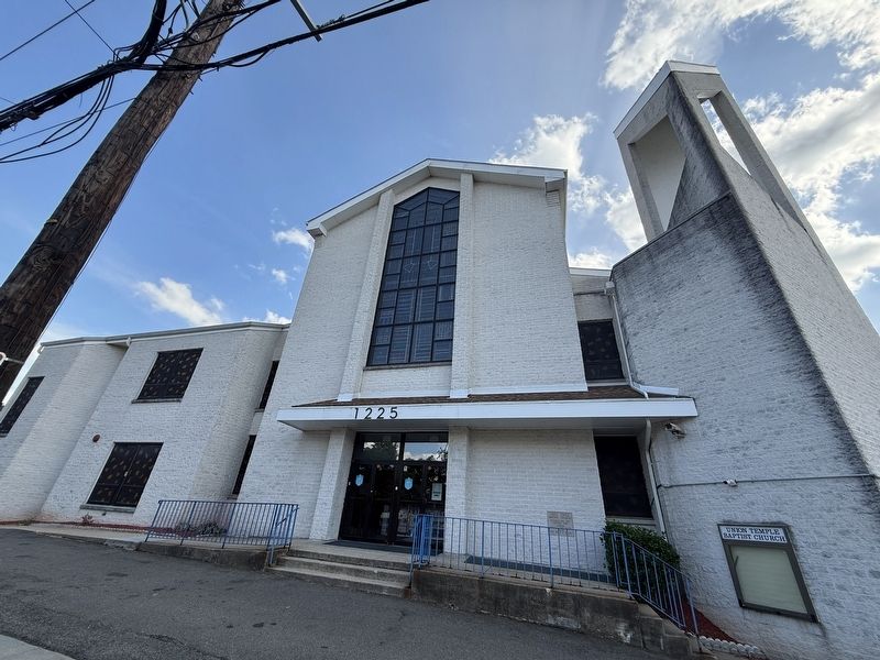 Union Temple Baptist Church image. Click for full size.
