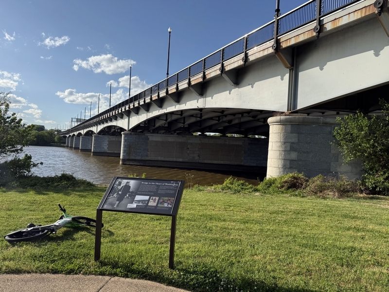 Bridge to the Heart of Washington Marker with the Sousa Bridge in the background. Click for full size. Bridge to the Heart of Washington Marker with the Sousa Bridge in the background image. Click for full size.
