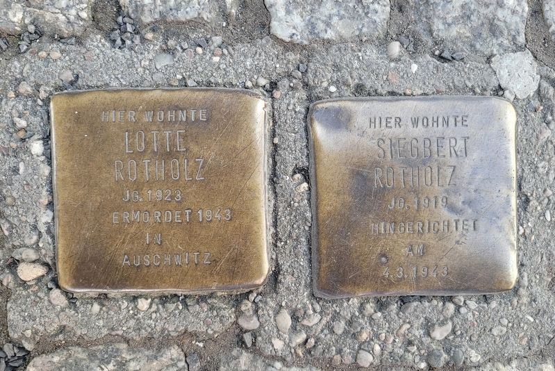 Siegbert Rotholz Marker. Click for full size. Siegbert Rotholz Marker image. Click for full size.