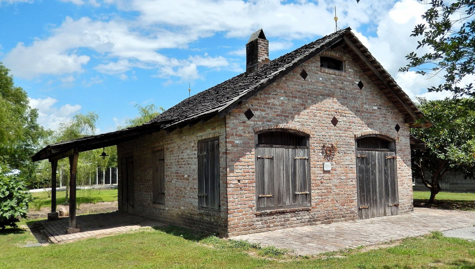 Robin's Blacksmith Shop (<i>southwest elevation</i>) image. Click for full size.