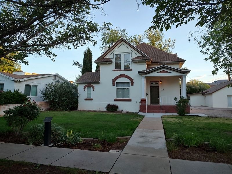 The James and Manomas Andrus House & Marker image. Click for full size.