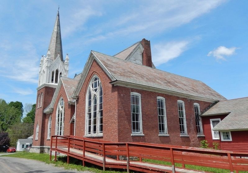 Hartford Baptist Church (<i>southeast elevation</i>). Click for full size. Hartford Baptist Church (<i>southeast elevation</i>) image. Click for full size.