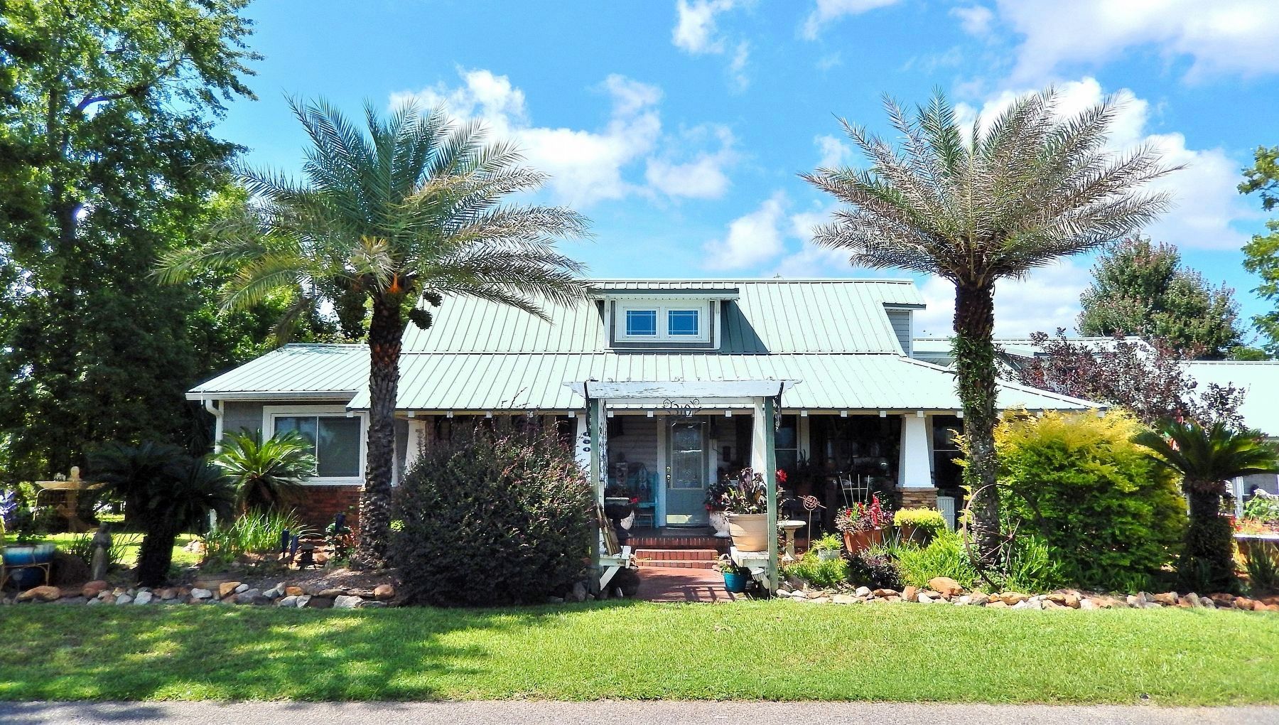 John & Retta Ackerson Home. Click for full size. John & Retta Ackerson Home image. Click for full size.
