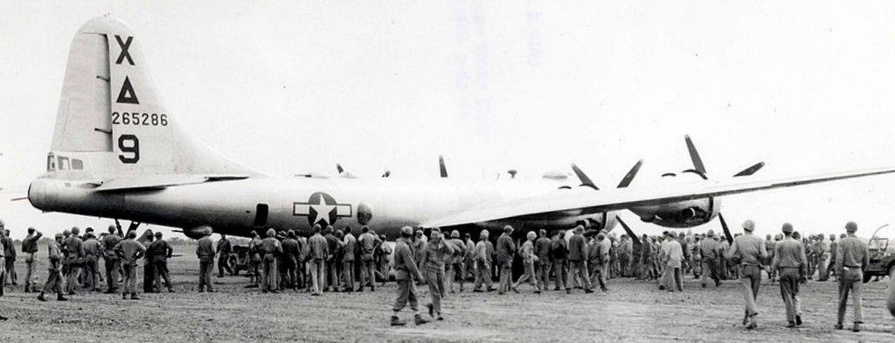 Boeing B-29 Superfortress Serial number 42-65286 1st Bomb Squadron, 9th Bomb Group, 20th Air Force. Click for full size. Boeing B-29 Superfortress Serial number 42-65286 1st Bomb Squadron, 9th Bomb Group, 20th Air Force image. Click for full size.