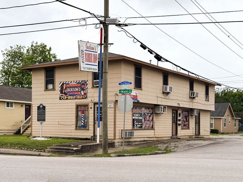 Jackson's Barber Shop & Beauty Salon image. Click for full size.