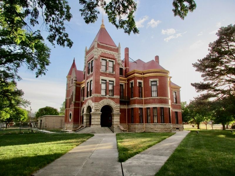 Donley County Courthouse image. Click for full size.