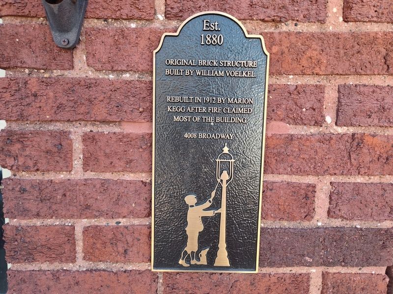 4008 Broadway Marker image. Click for full size.
