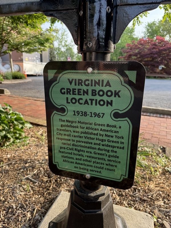 The lower plaque affixed to the marker image. Click for full size.