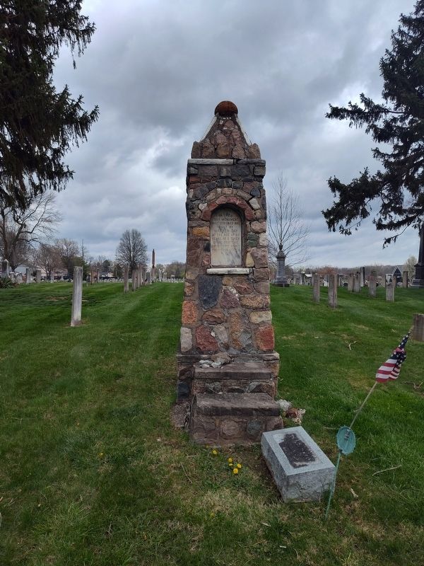 This Monument. Click for full size. This Monument image. Click for full size.