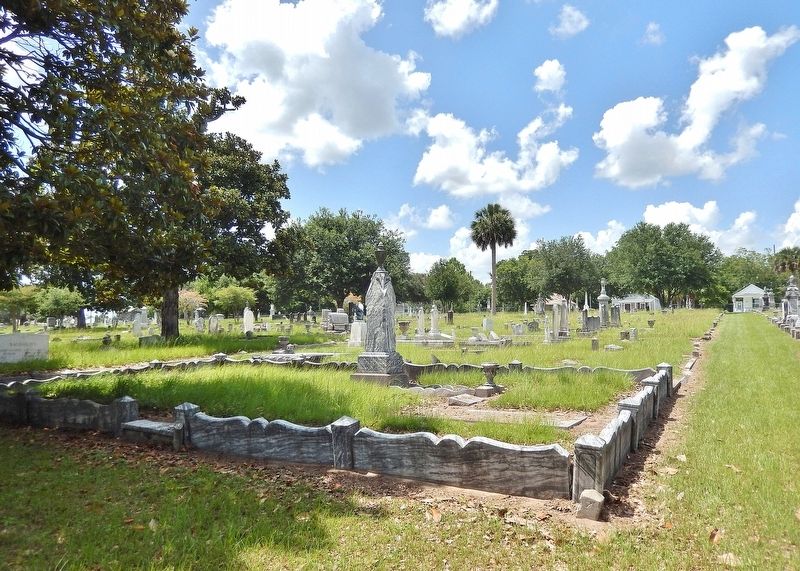 Historic North Side � Saint John's Cemetery image. Click for full size.