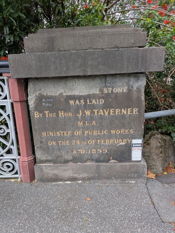 Morell Bridge Foundation Stone image. Click for full size.