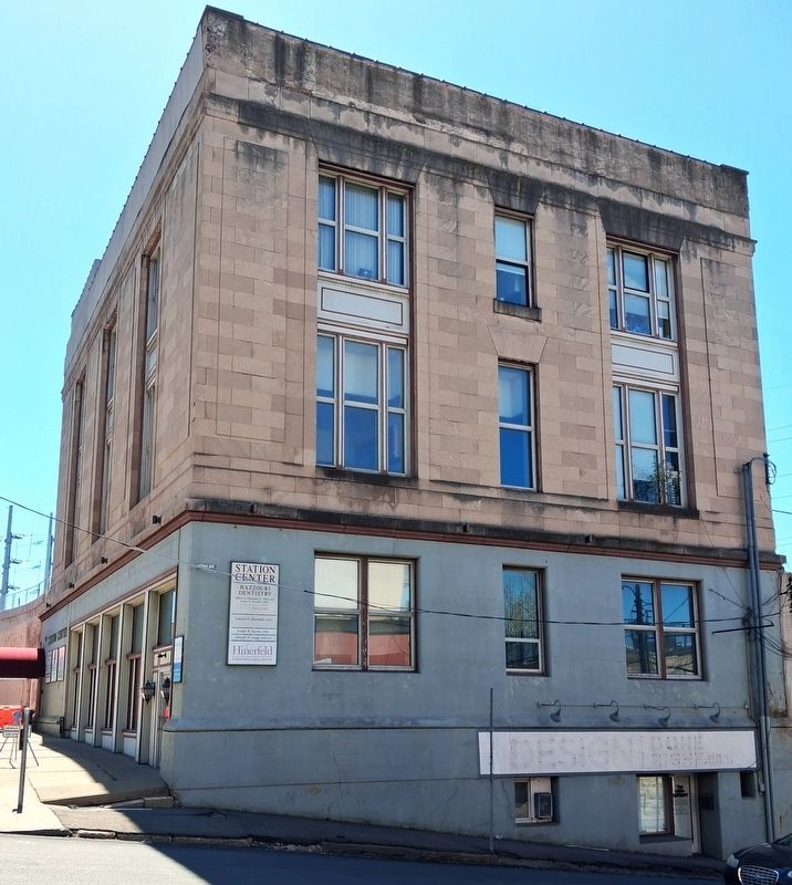 Former Railway Express Agency Office, adjacent to the Lackawanna Railroad Depot image. Click for full size.