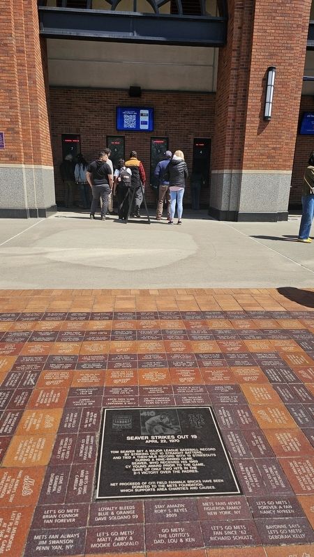 Seaver Strikes Out 19 Marker. Click for full size. Seaver Strikes Out 19 Marker image. Click for full size.