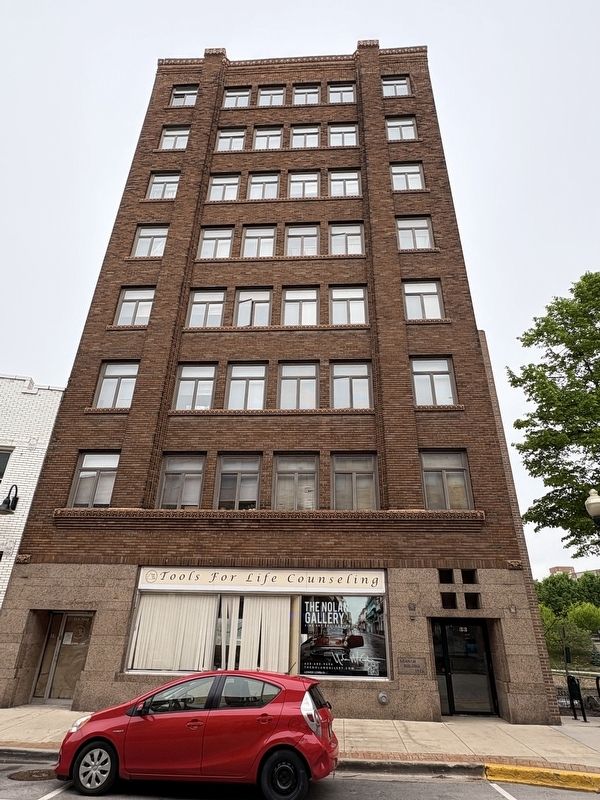 Graham Building image. Click for full size.