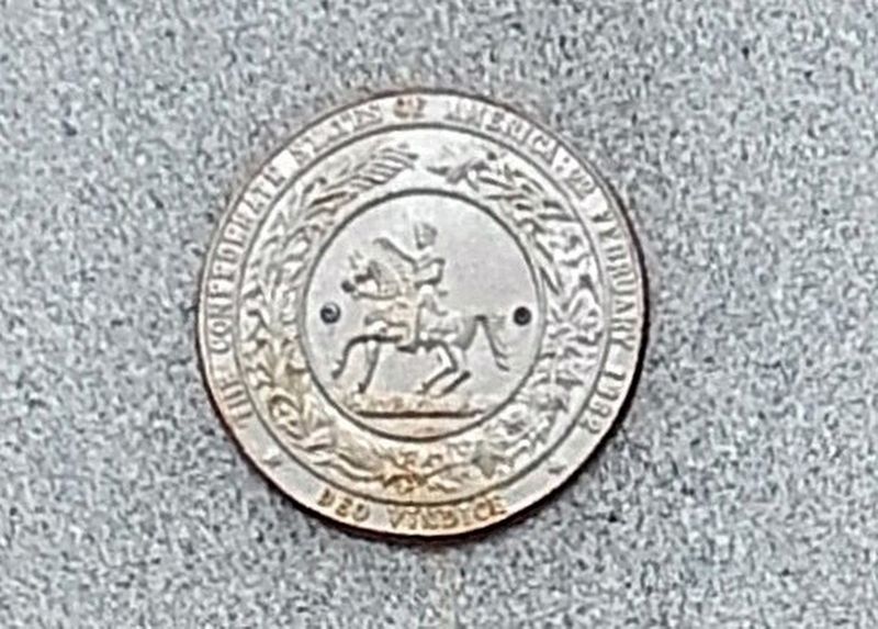 Confederate States of America Medallion. Click for full size. Confederate States of America Medallion image. Click for full size.