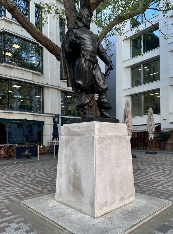 Captain John Smith Statue and inscription. Click for full size. Captain John Smith Statue and inscription image. Click for full size.