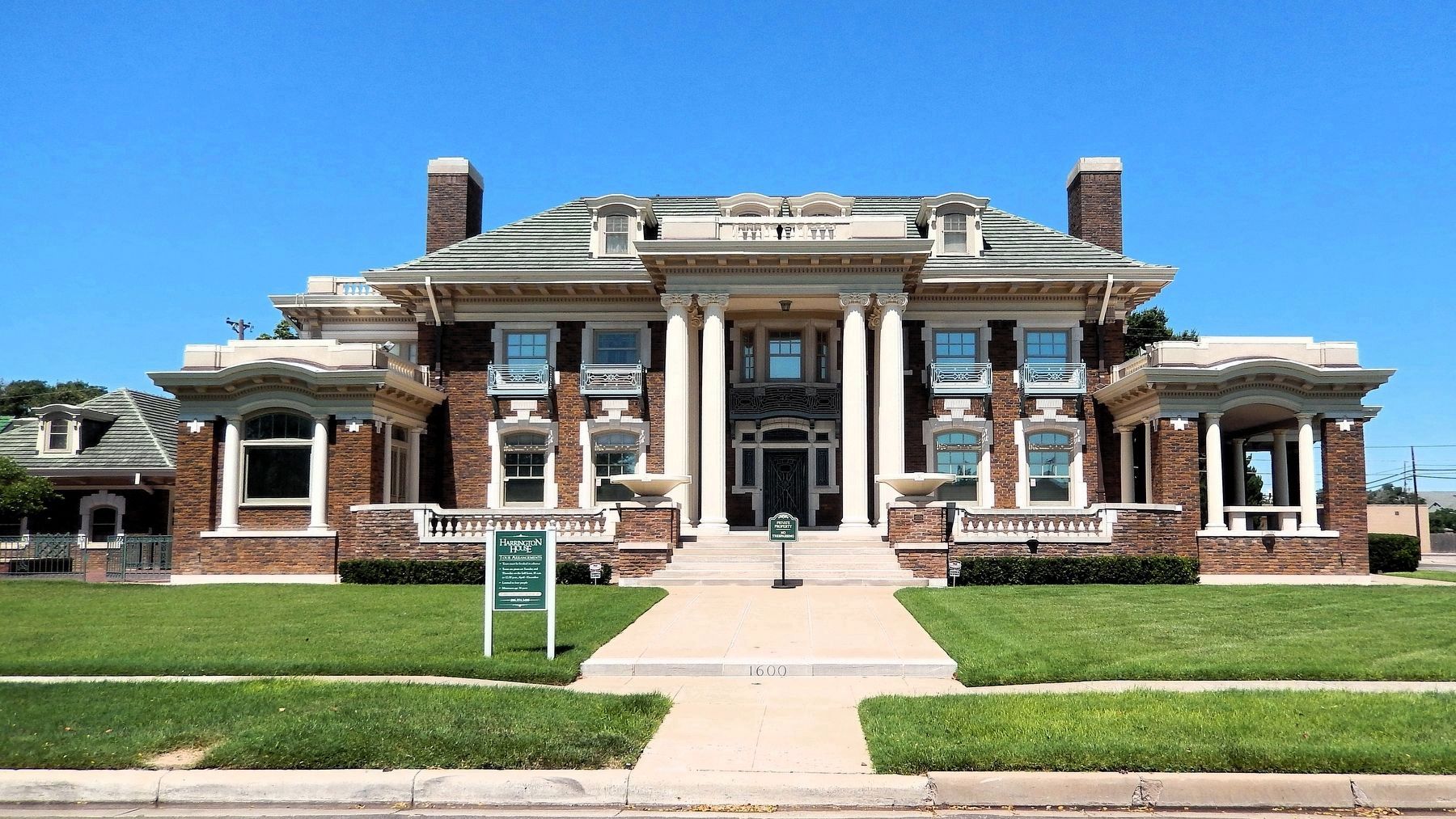 Landergin-Harrington House (<i>east/front elevation</i>) image. Click for full size.