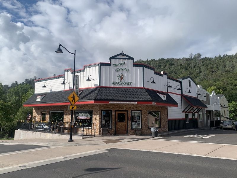 Mariposa Pizza Factory. Click for full size. Mariposa Pizza Factory image. Click for full size.