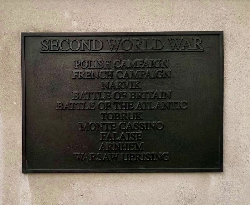 General Władisław Sikorski memorial plaque. Click for full size. General Władisław Sikorski memorial plaque image. Click for full size.