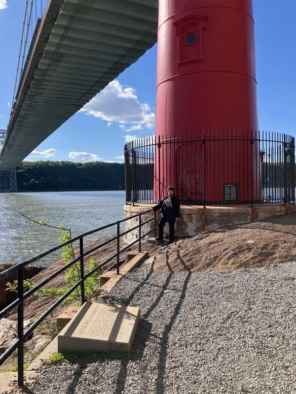 The Little Red Lighthouse Marker. Click for full size. The Little Red Lighthouse Marker image. Click for full size.