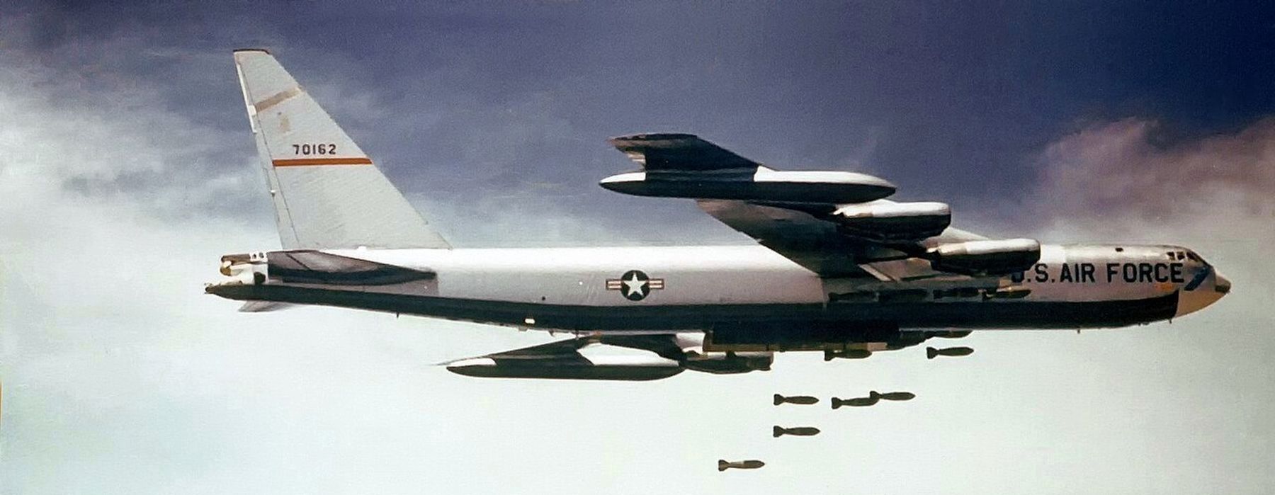 A U.S. Air Force Boeing B-52F-70-BW Stratofortress from the 320th Bomb Wing. Click for full size. A U.S. Air Force Boeing B-52F-70-BW Stratofortress from the 320th Bomb Wing image. Click for full size.