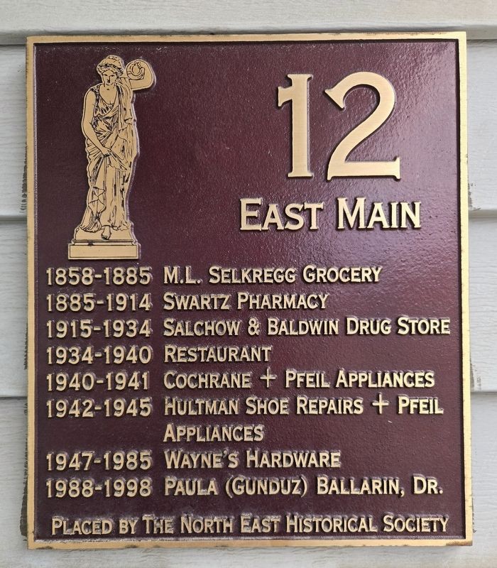 12 East Main Marker image. Click for full size.