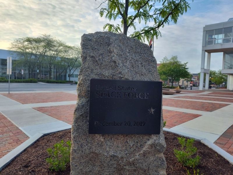 Veterans Memorial Grove Marker image. Click for full size.