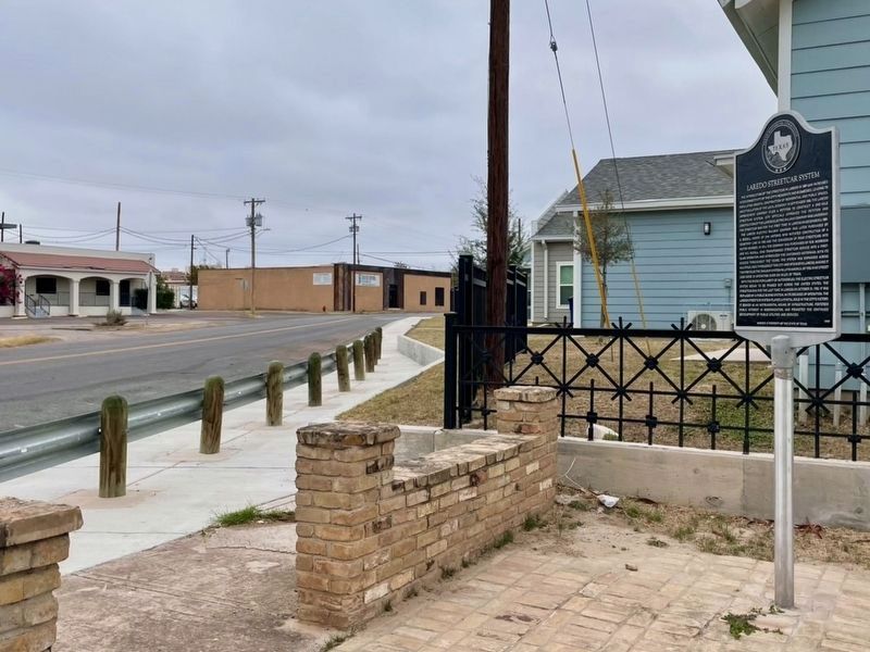 Marker visible from just off the Market Street sidewalk. image. Click for full size.