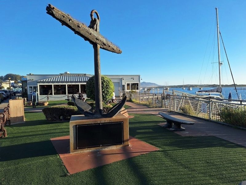 Fishermen Lost at Sea Memorial image. Click for full size.