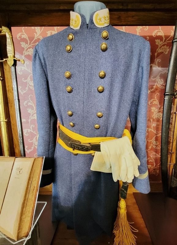 General James Dearing's Uniform image. Click for full size.