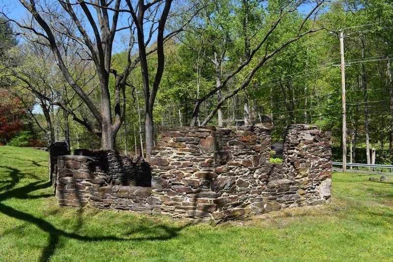 Ruins of School/Church image. Click for full size.