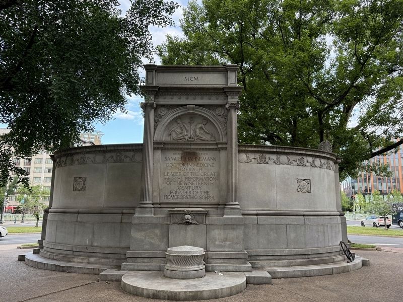 Samuel Hahnemann Monument image. Click for full size.