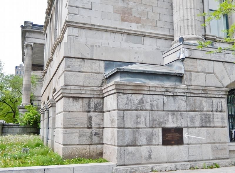 Ancien Palais de Justice / The Old Courthouse Marker image. Click for full size.