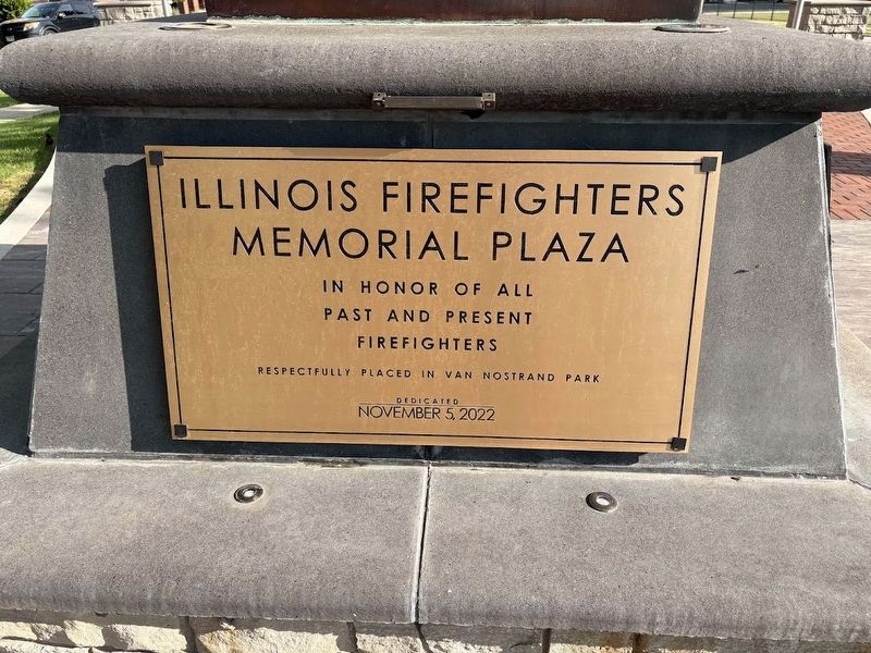 Illinois Firefighters Memorial Plaza, plaque at front image. Click for full size.