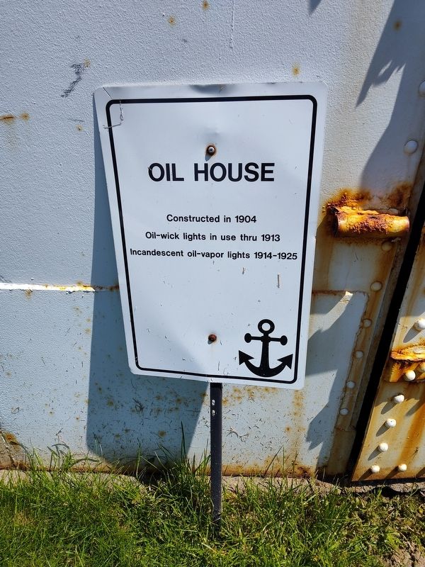 Oil House Marker image. Click for full size.
