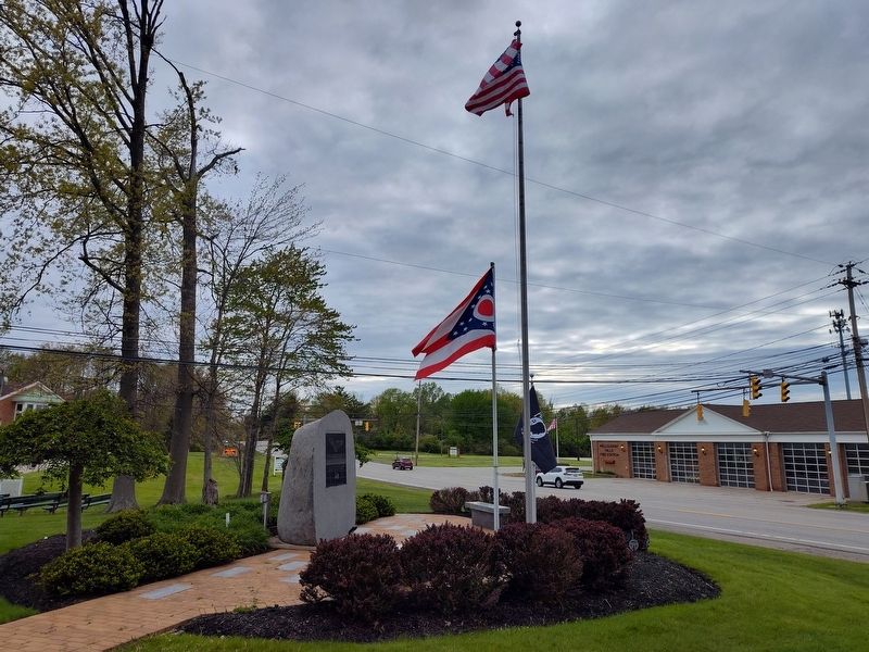 Willoughby Hills Veterans Memorial image. Click for full size.