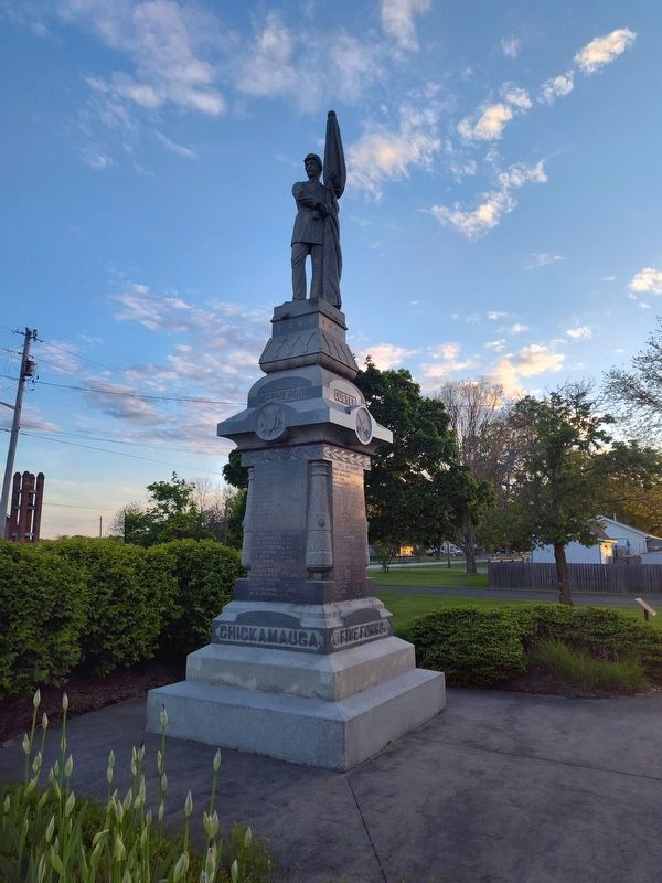 Pittsfield Soldiers' Monument image. Click for full size.