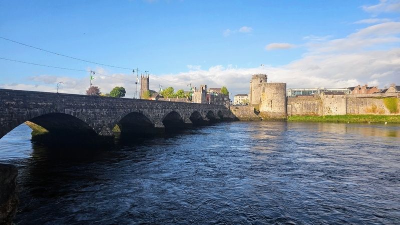 Thomond Bridge image. Click for full size.