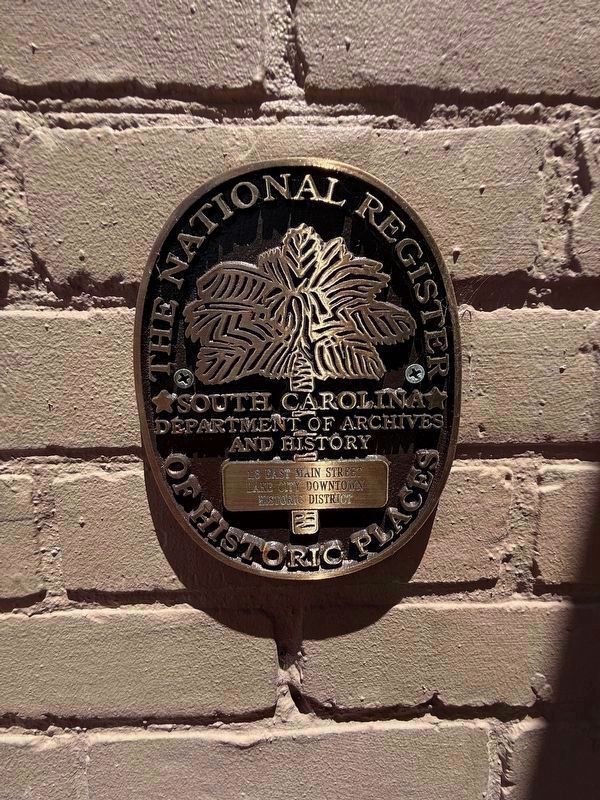 118 East Main Street Marker. Click for more information. 118 East Main Street Marker image. Click for more information.