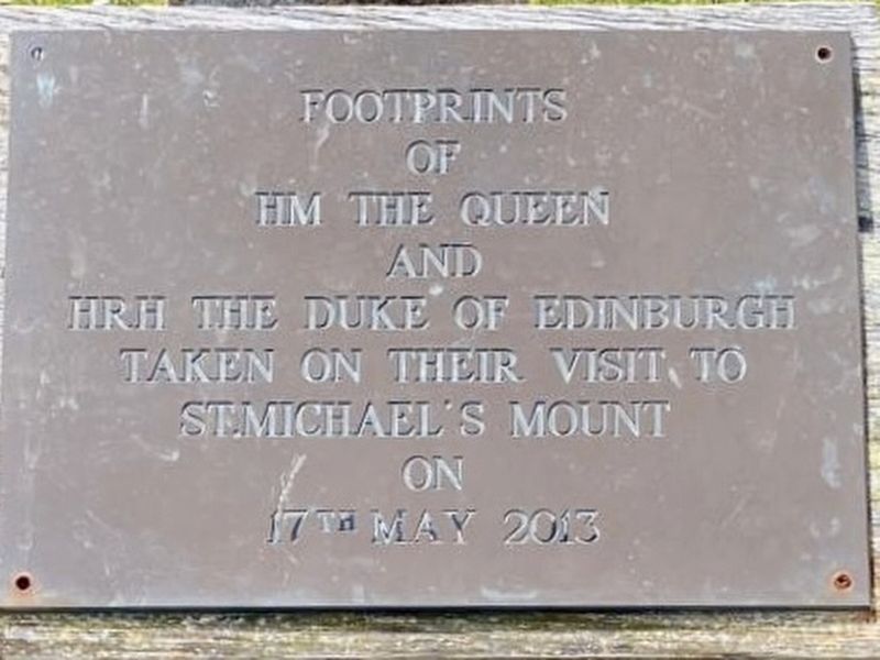 Footprints of HM The Queen Marker image. Click for full size.
