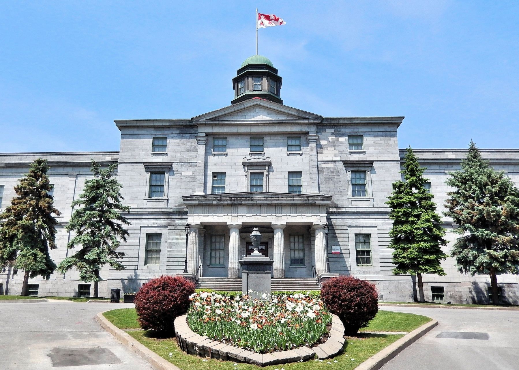 The Honourable James McGill Monument image. Click for full size.