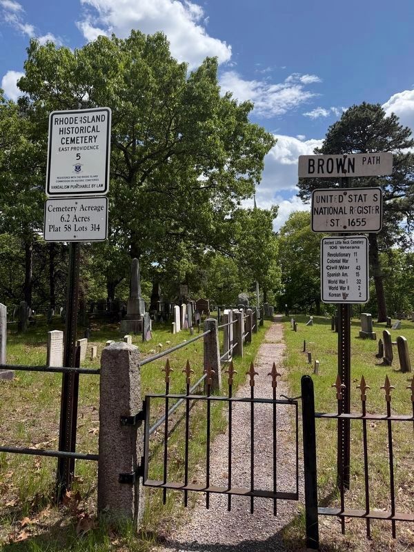 Rhode Island Historical Cemetery #5 image. Click for full size.