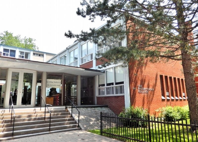 Presbyterian College Montreal image. Click for full size.