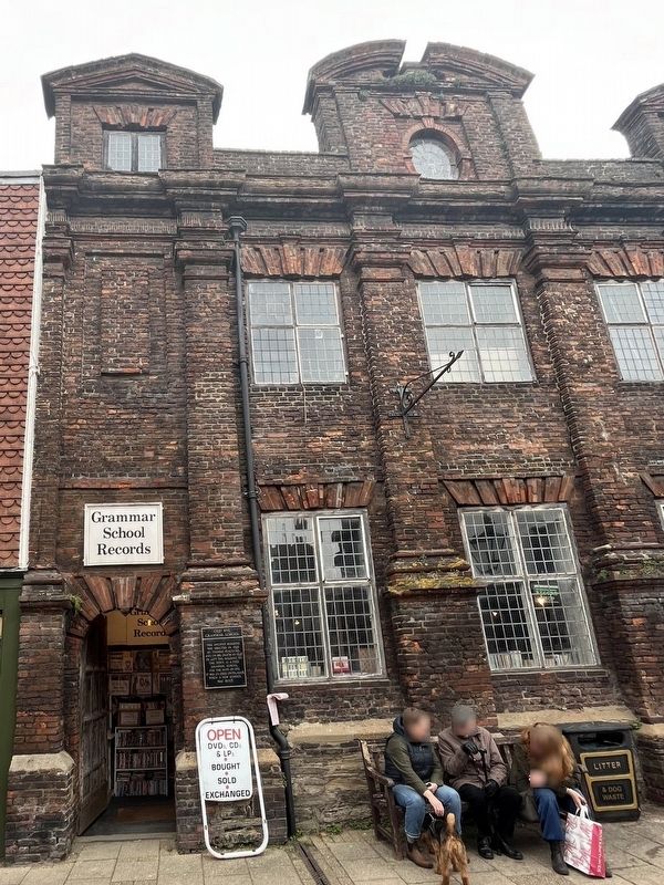 Old Rye Grammar School image. Click for full size.