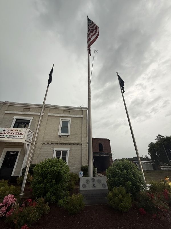 Veterans Memorial Display image. Click for full size.