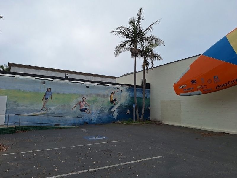 World's Largest Surfboard Marker image. Click for full size.