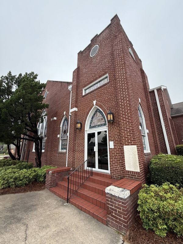 Jehovah Baptist Church image. Click for full size.