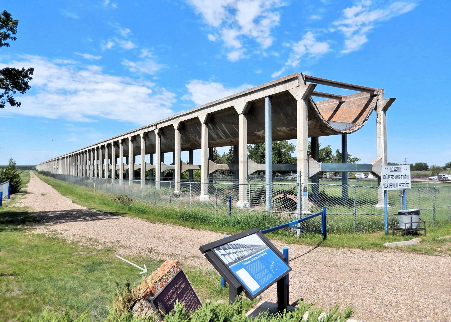 The Brooks Aqueduct/L’aqueduc de Brooks Marker. Click for full size. The Brooks Aqueduct/L’aqueduc de Brooks Marker image. Click for full size.